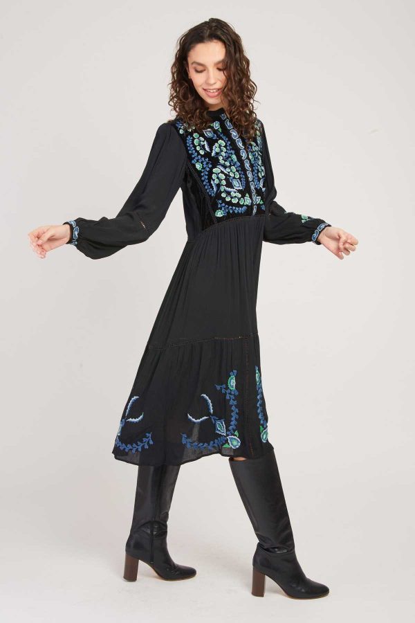 Robe mi-longue brodée effet velours VALLY - Image 4