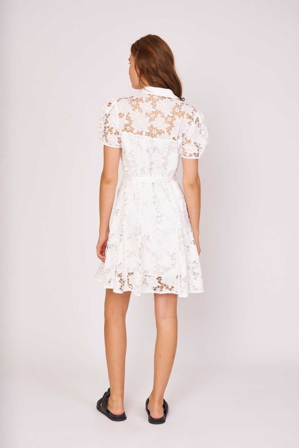 Robe courte en tissu fleuri ajouré PENELOPE - Image 2