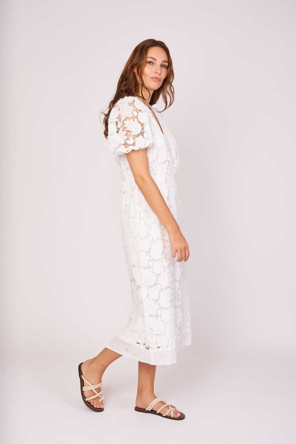 Robe mi-longue en dentelle motifs fleurs PLACIDE - Image 3