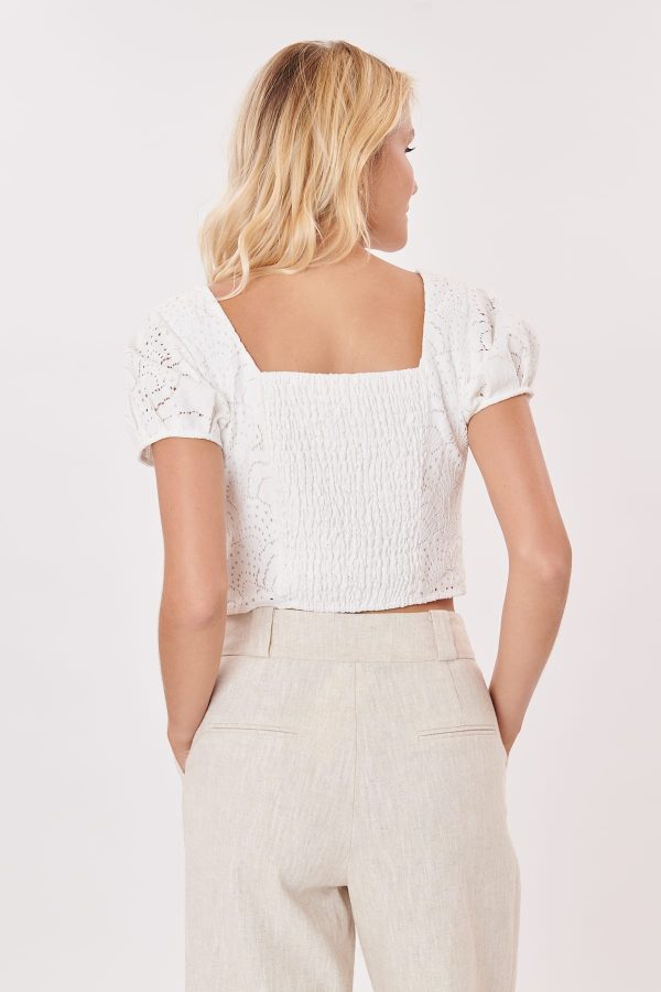 Top court manches courtes en broderie anglaise OCCASION - Image 4