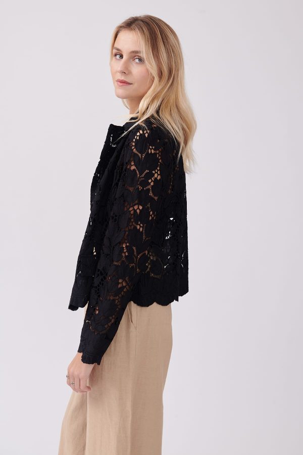 Veste chemise manches longues ajourée fleurs YOANA - Image 2
