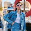 Veste en jean avec miroirs et petits trous YOLITA