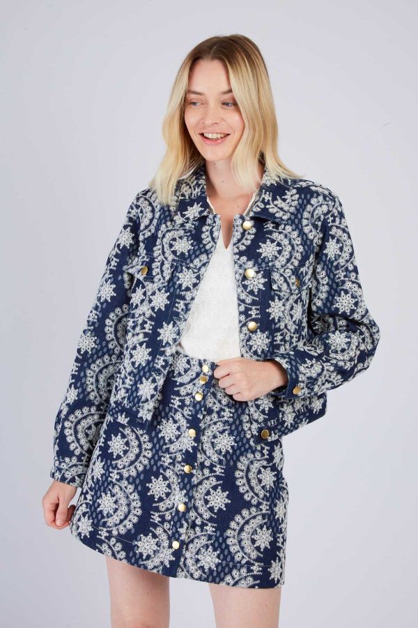 Veste en jean brodée JEZABEL - Image 2